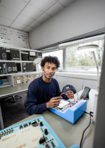 Técnico de Eletrónica e Automação
